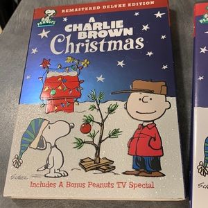 A CHARLIE BROWN. CHRISTMAS  INCLUDES A BONUS PEANUTS TV SPECIAL